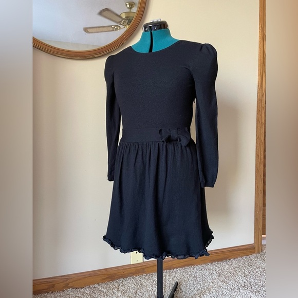 Red Valentino Black Soft Wool A - line Dress size 4 with Zip Closure - Picture 1 of 9